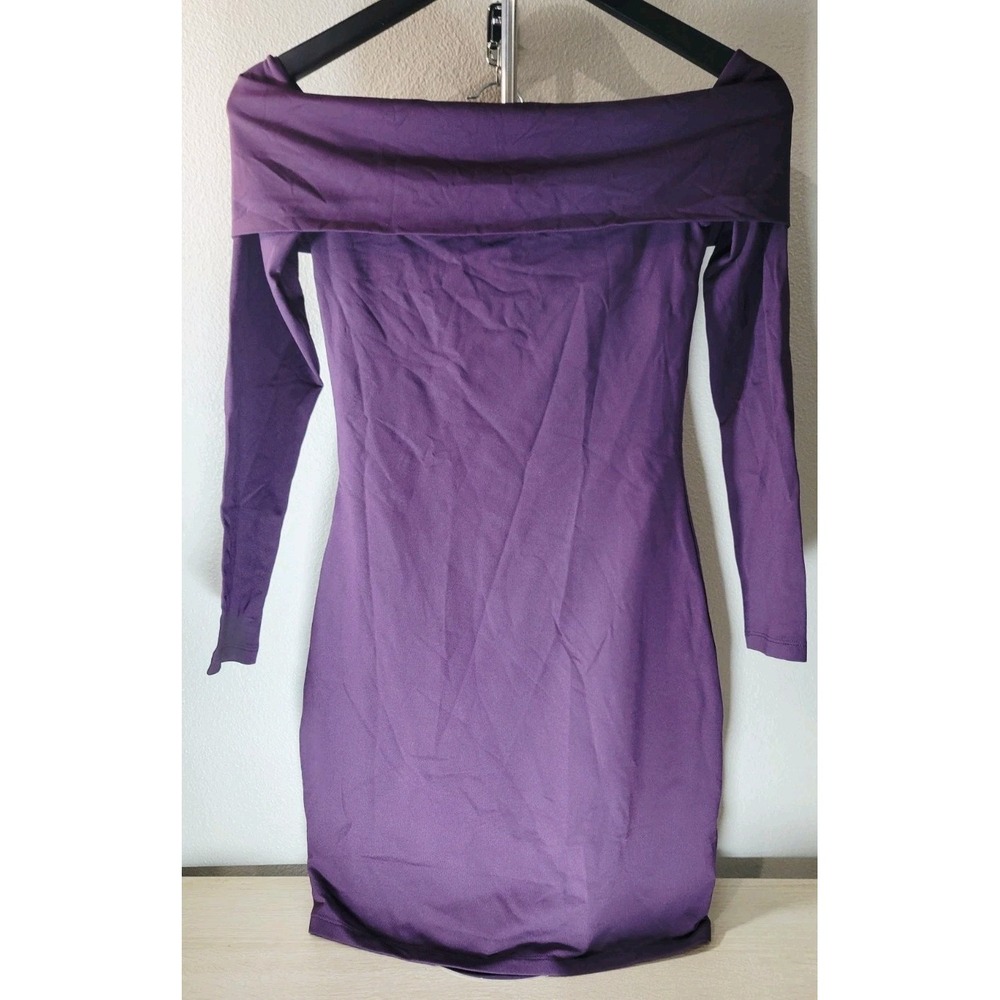 Aritzia Contour Off-Shoulder Bodycon Dress Womens Small‎ Purple